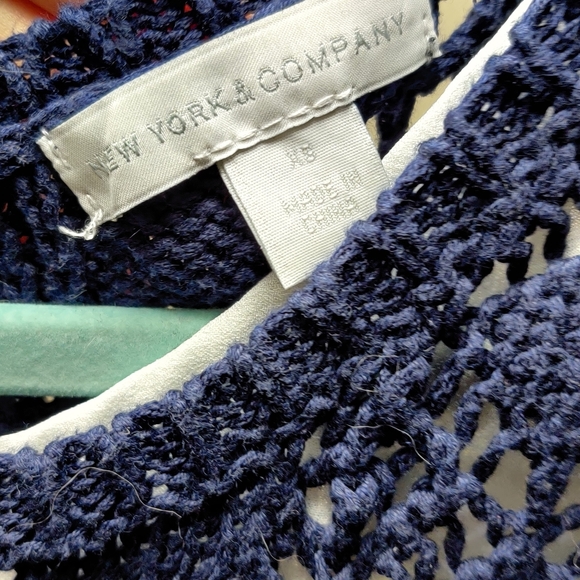 Two-Layer Top - Picture 2 of 4